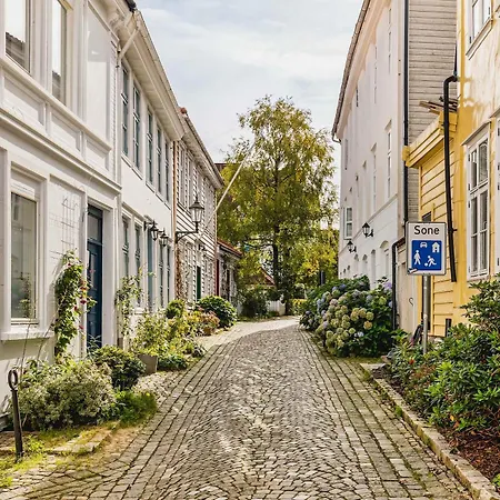 Dinbnb L Family Dream L 400m To Floien L Cozy Terrace Bergen