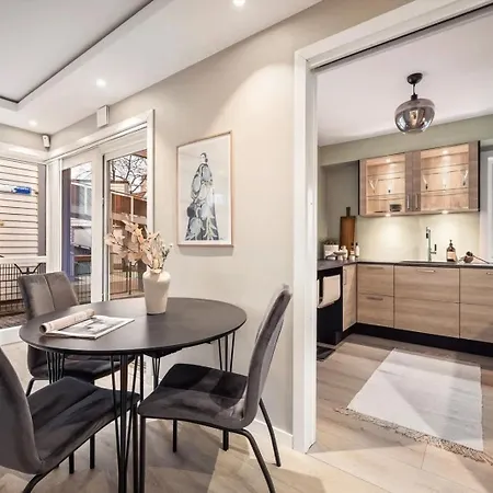 Apartment Dinbnb L Family Dream L 400m To Floien L Cozy Terrace